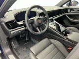 Used 2024 Porsche Panamera 4 image 4