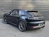 Certified 2025 Porsche Cayenne Turbo GT image 3