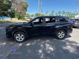 Used 2023 Toyota Highlander LE image 4
