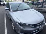 Used 2015 Chrysler 200 Limited w/ Convenience Group image 2