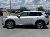 Used 2023 Nissan Rogue SV image 4