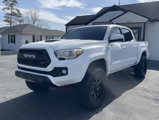 Used 2016 Toyota Tacoma TRD Sport w/ Premium & Technology Package image 4