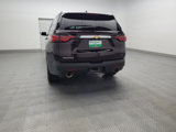 Used 2023 Chevrolet Traverse LT image 6
