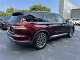 Certified 2022 Lincoln Aviator AWD image 5