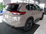 Used 2025 Nissan Rogue SV image 5