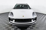 Certified 2025 Porsche Macan image 2