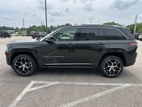 Used 2023 Jeep Grand Cherokee Summit image 4