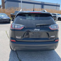 Used 2019 Jeep Cherokee Latitude w/ Cold Weather Group image 4