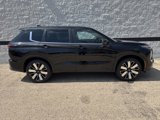 New 2025 Mitsubishi Outlander SE image 2