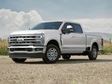 New 2025 Ford F250 4x4 Crew Cab Super Duty image 2