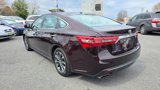 Used 2016 Toyota Avalon XLE image 5