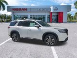 New 2025 Nissan Pathfinder Platinum image 3