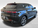 New 2024 Alfa Romeo Tonale Veloce image 3
