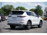 New 2025 Mitsubishi Outlander SE image 3