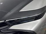 New 2025 Toyota Crown Platinum image 2