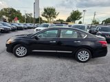 Used 2015 Nissan Altima 2.5 S w/ Display Audio Package image 4