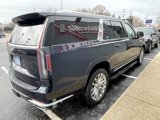 Used 2022 Cadillac Escalade ESV Premium Luxury image 5
