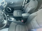 Used 2021 Jeep Renegade Latitude w/ Luxury Group I image 5