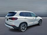 New 2026 BMW X5 sDrive40i image 3