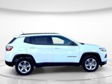 Used 2024 Jeep Compass Latitude w/ Altitude Special Edition image 2