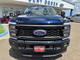 New 2025 Ford F250 4x4 Crew Cab Super Duty image 2