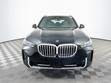 New 2025 BMW X5 xDrive50e image 3