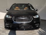 New 2026 Chrysler Pacifica Pinnacle image 3