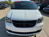 Used 2019 Dodge Grand Caravan SE image 2
