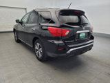 Used 2017 Nissan Pathfinder S image 5