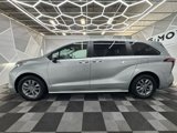 Used 2022 Toyota Sienna LE image 3