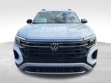 New 2026 Volkswagen Atlas Peak Edition image 3