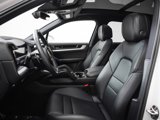 Certified 2024 Porsche Cayenne image 5