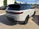 Used 2025 Land Rover Range Rover Sport SE image 4