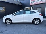 Used 2018 Chevrolet Cruze LT image 2