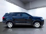 Used 2018 Ford Explorer XLT w/ Equipment Group 202A image 3