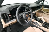 Used 2025 Porsche Cayenne image 4