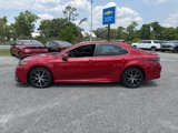 Used 2023 Toyota Camry SE image 6