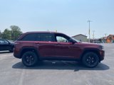 New 2025 Jeep Grand Cherokee Altitude image 5