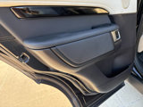 Used 2019 Land Rover Discovery SE image 6