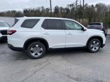 New 2025 Honda Pilot EX-L image 2
