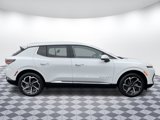 Used 2024 Chevrolet Equinox EV LT image 2