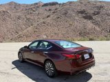 Used 2024 Nissan Altima 2.5 SV image 4