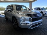 Used 2022 Mitsubishi Outlander SE image 3