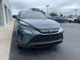 Certified 2022 Toyota Venza LE image 3