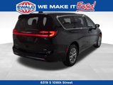 New 2025 Chrysler Pacifica Select image 3