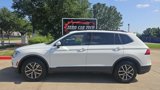 Used 2019 Volkswagen Tiguan SE image 2