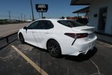 Used 2021 Toyota Camry SE image 4