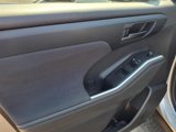 Used 2023 Toyota Highlander LE image 5