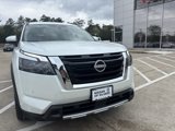New 2025 Nissan Pathfinder Platinum image 2