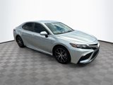 Used 2024 Toyota Camry SE image 4